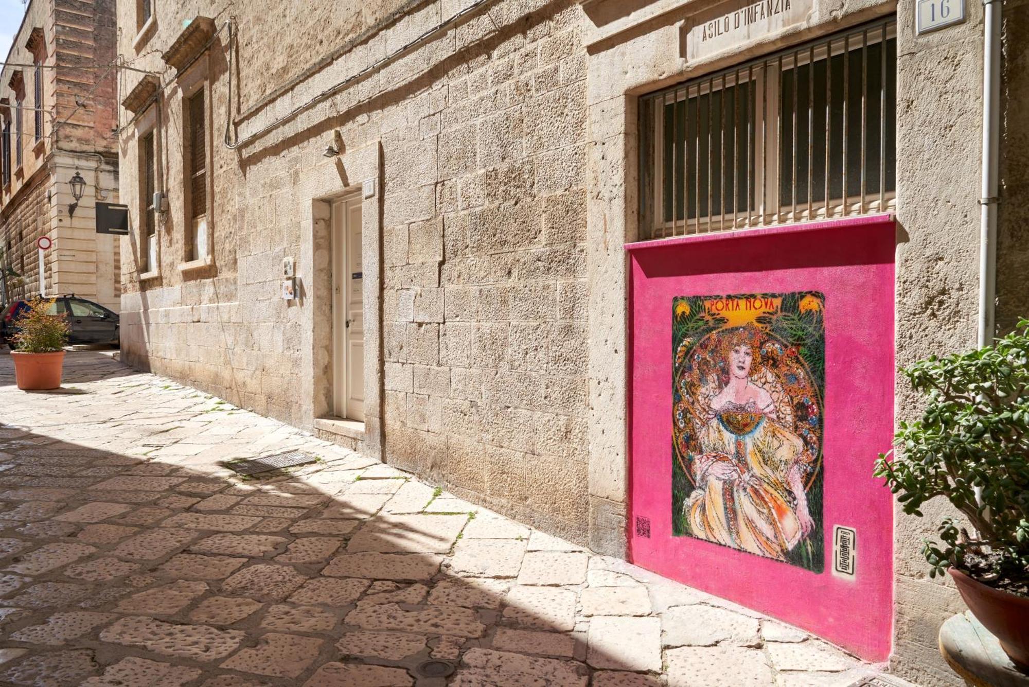 Hub Portanova Hostel Trani Εξωτερικό φωτογραφία